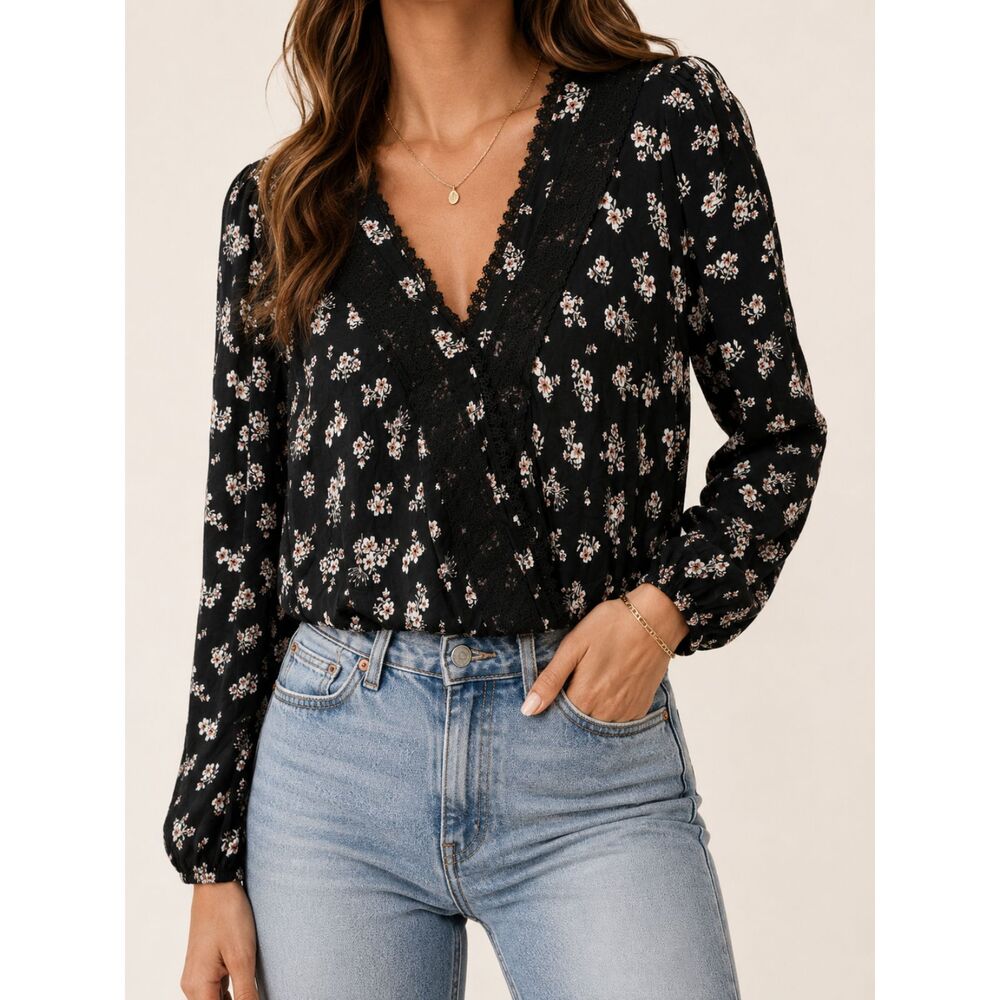 Mi Ami Floral Lace Surplice Crop Top Black‎ Boho Cottagecore Long Sleeve S